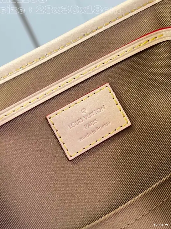 Affordable PM LOUIS MONTSOURIS VUITTON 0517